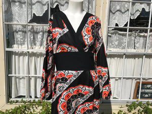 Vintage 1970's Fan Pattern Kimono Dress M