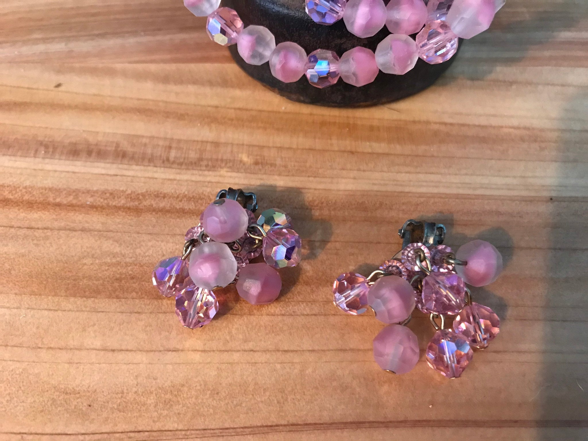 Vintage 1960’s pink glass 2 strand choker and clip earrings
