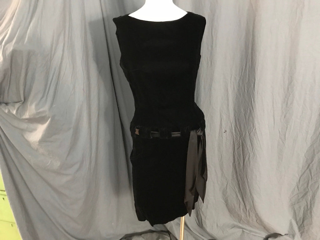 Vintage 1960’s Alfred Werber black velvet dropwaist dress S