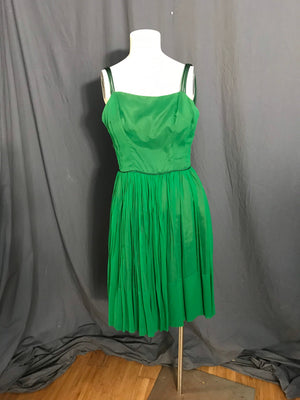 Vintage green 1950’s full circle dress S XS