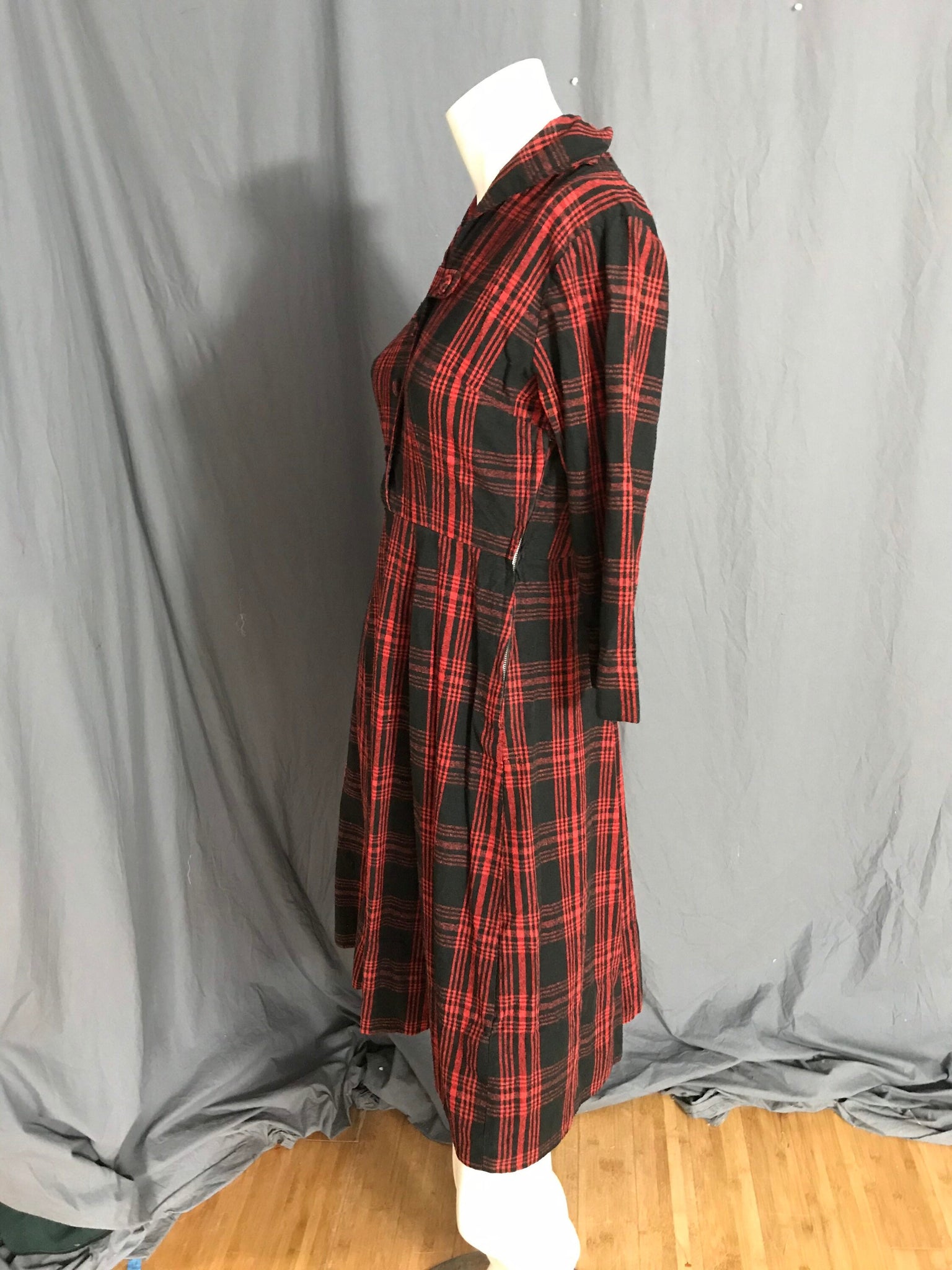 Vintage 1950’s red and black plaid dress S