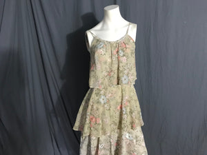 Vintage 1970’s cotton ruffle floral cottage dress S