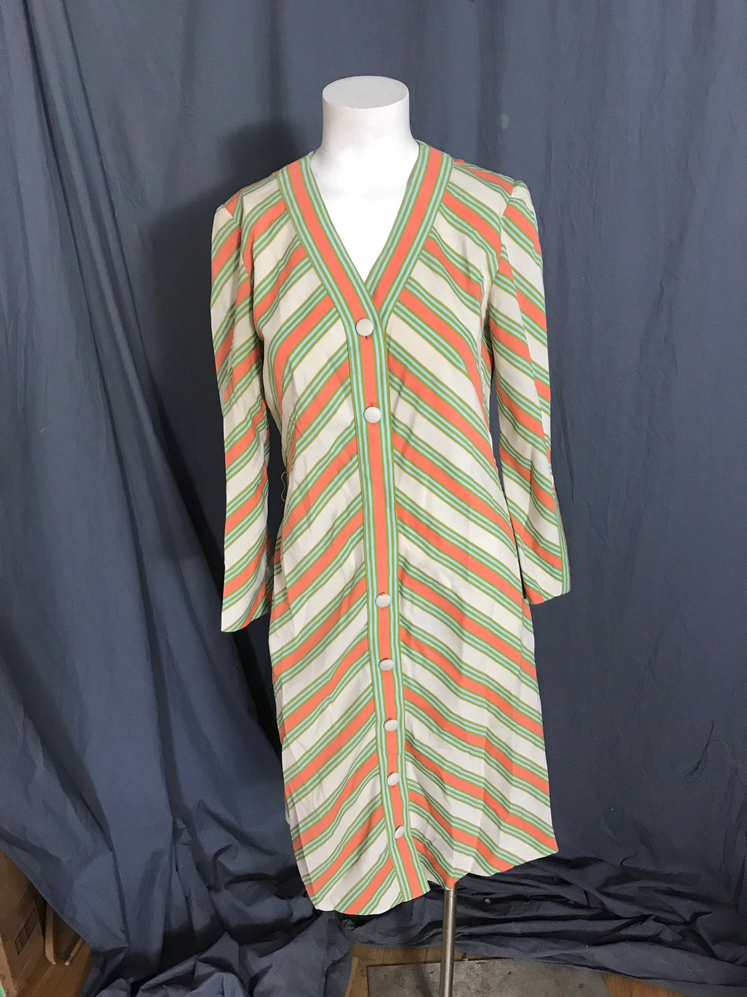 Vintage 1970’s chevron striped dress M L