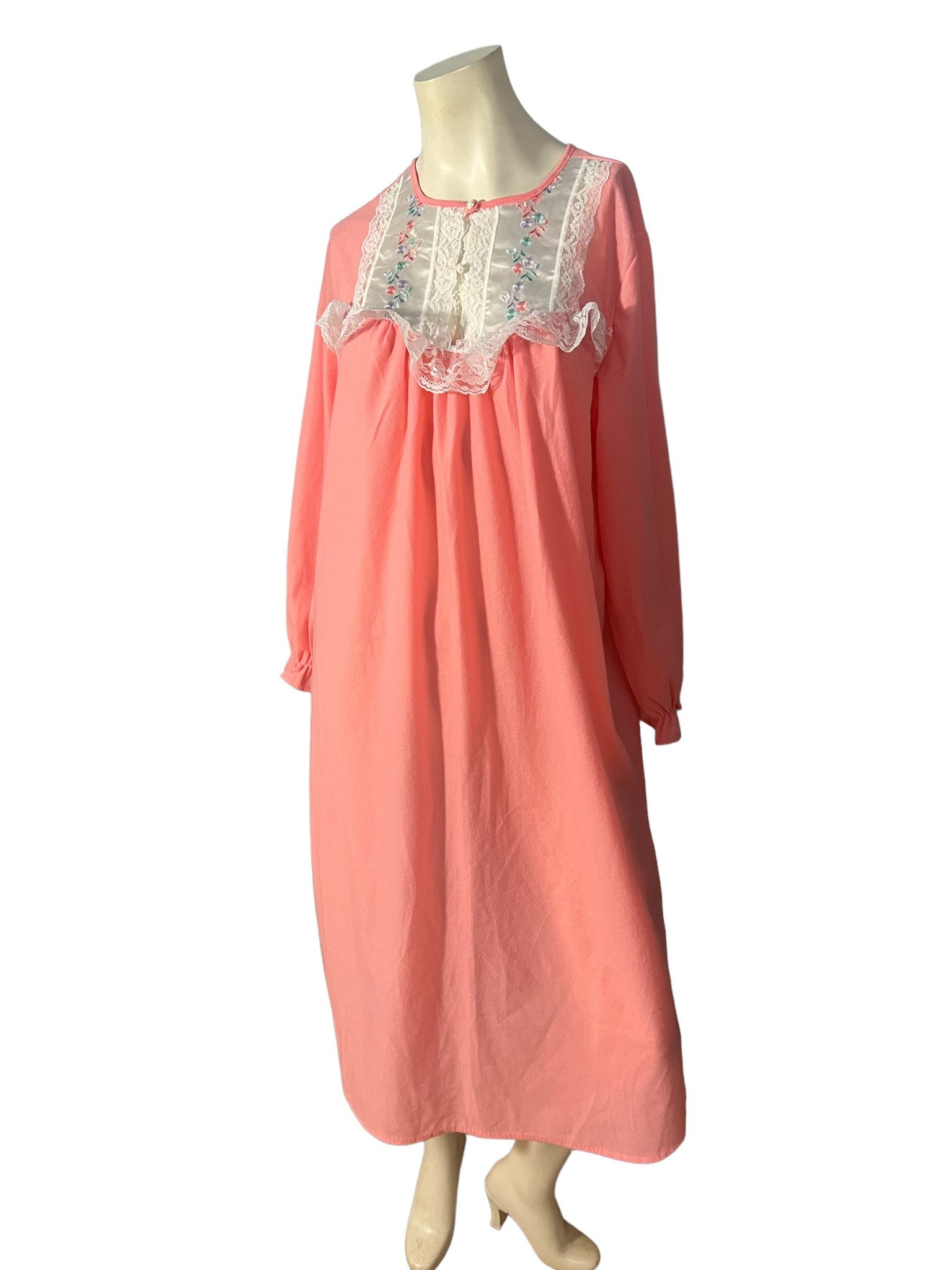 Vintage Keely Reed peach flannel nightgown L