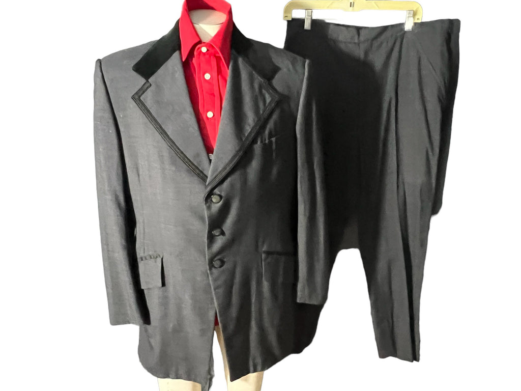 Vintage Rubenstein Bros. gray & black velvet tuxedo suit 43 L