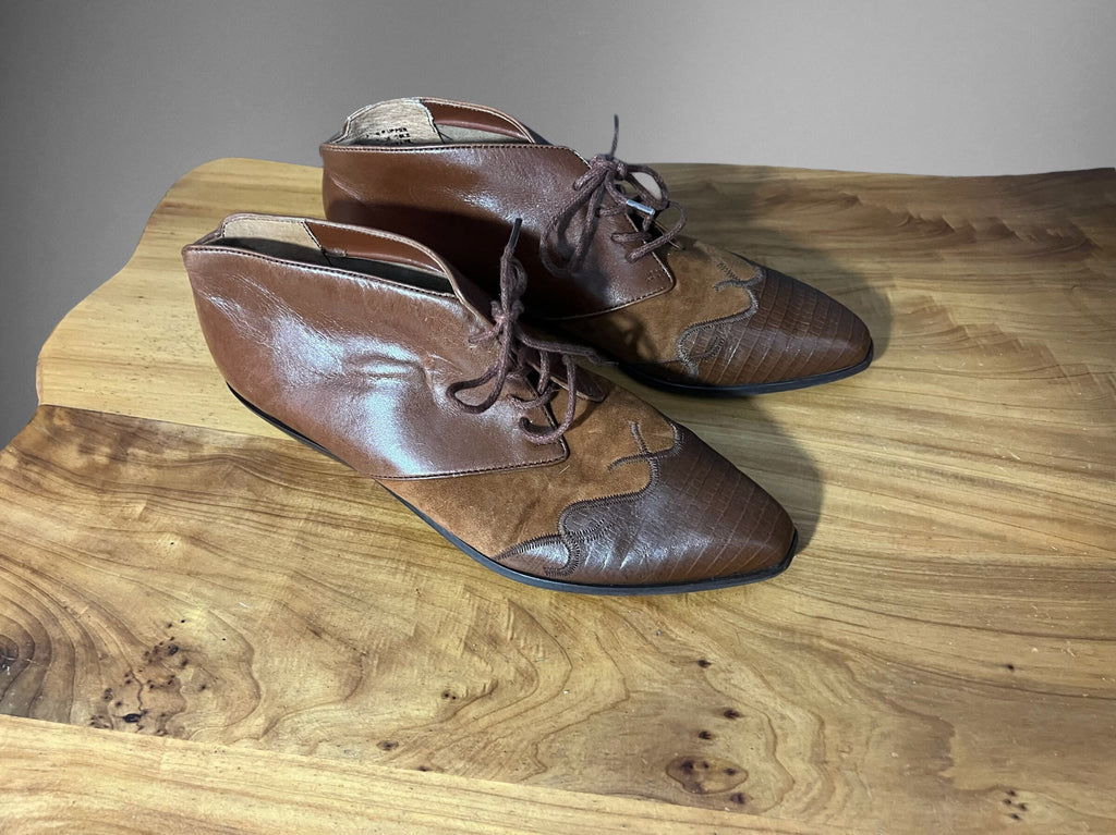 Vintage brown leather short boots 8