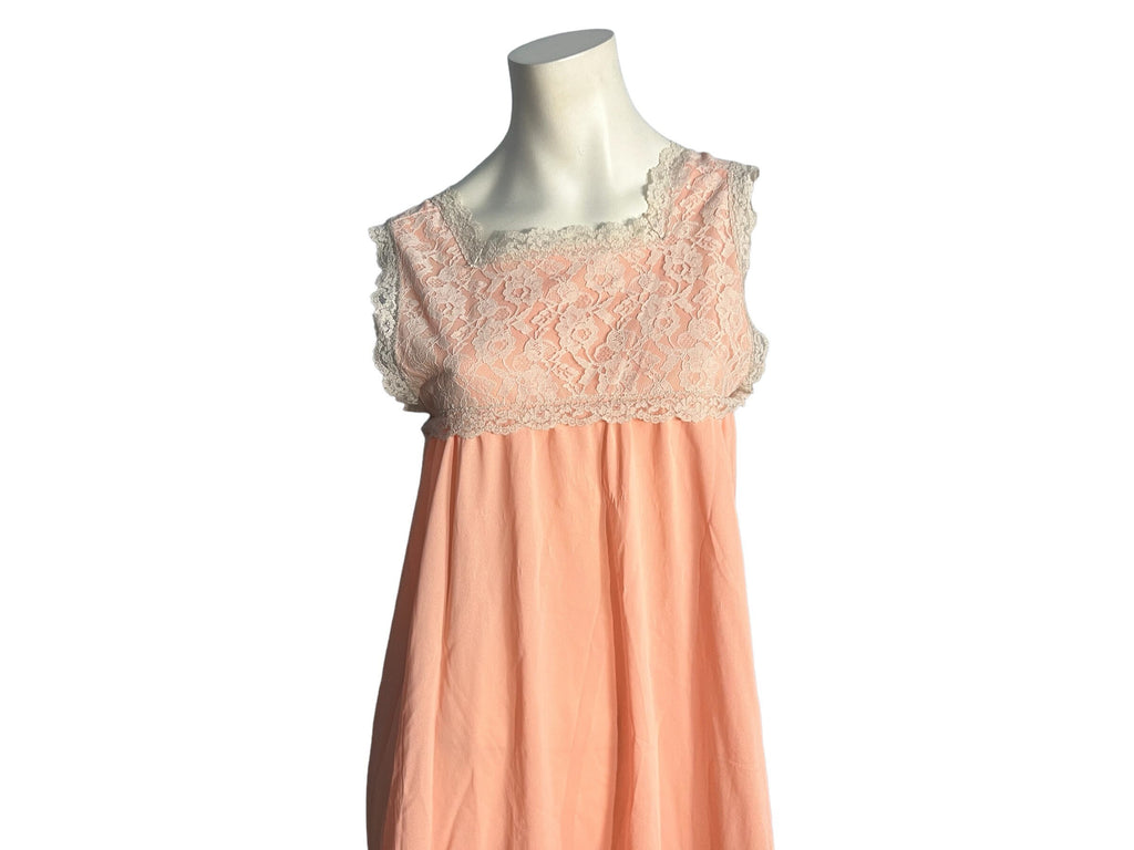Vintage peach 60's babydoll nightgown S M