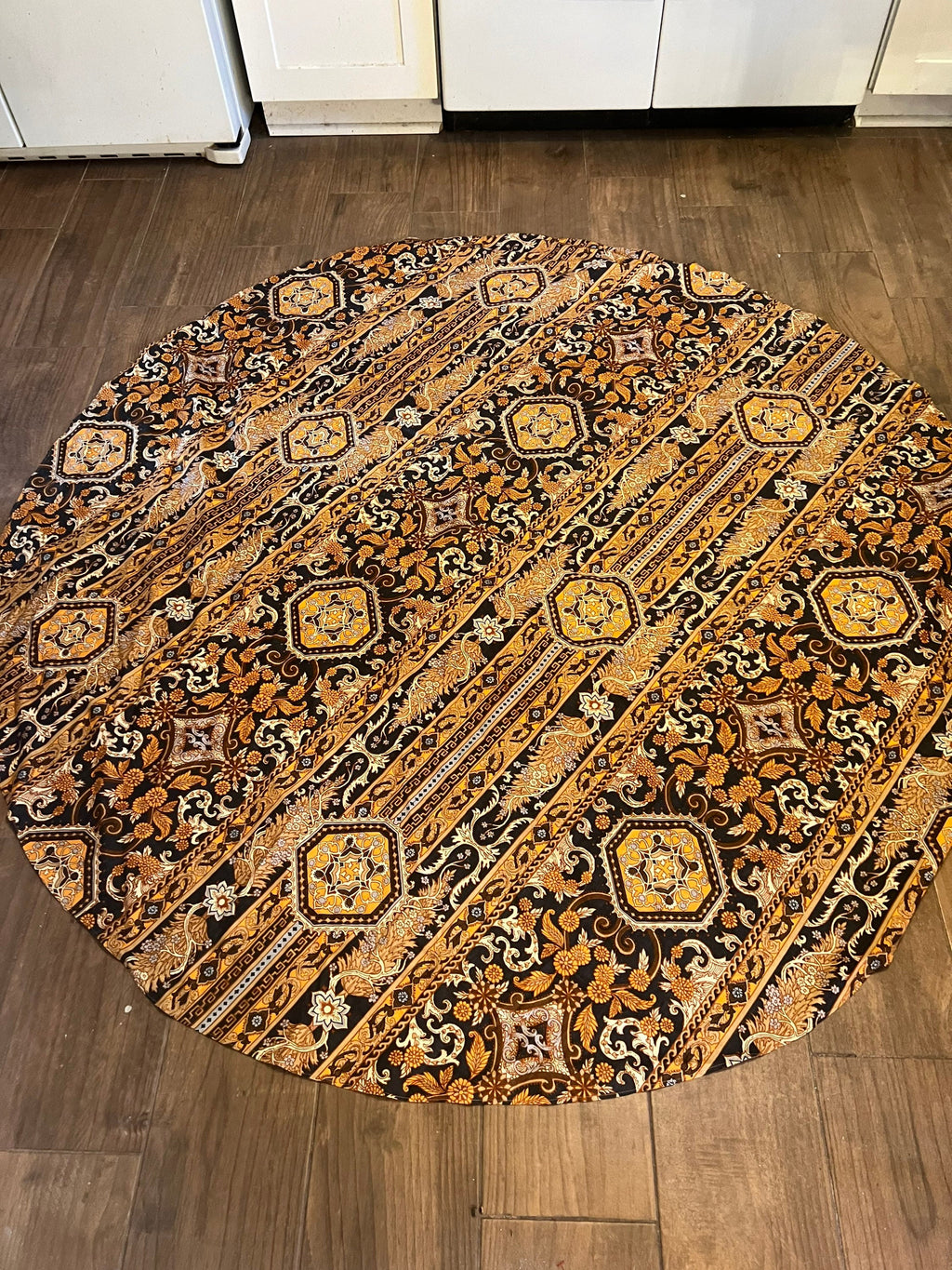 Vintage round bohemian tablecloth