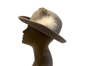 Vintage 60's doeskin wool gray hat with feather