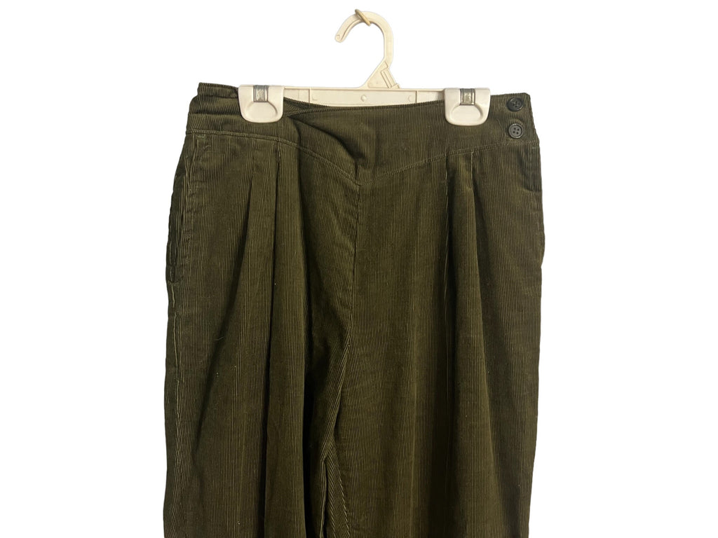 Vintage 80's green corduroy high waist pants M 9
