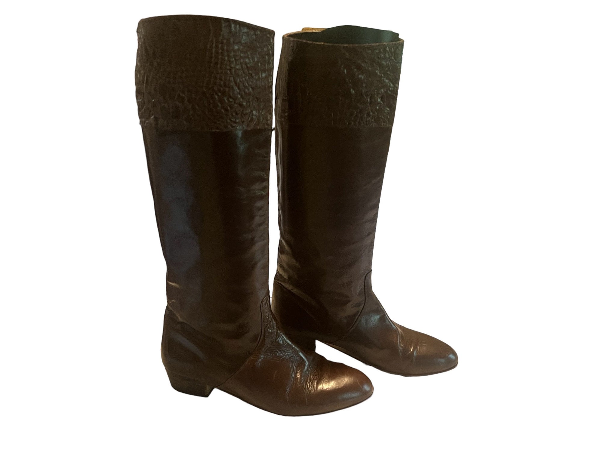 Vintage black knee high leather boots 10 AA
