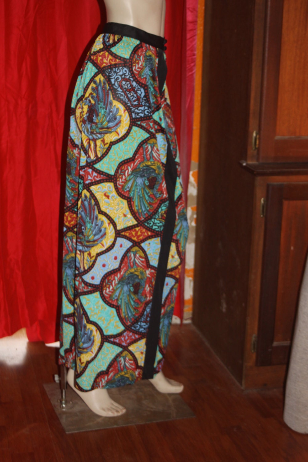Vintage 70's Lorraine nylon Peacock long hippie Skirt or slip S